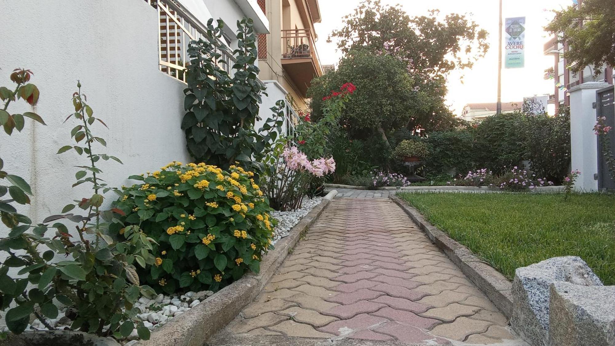 Doctor Guest House Tortoli Luaran gambar
